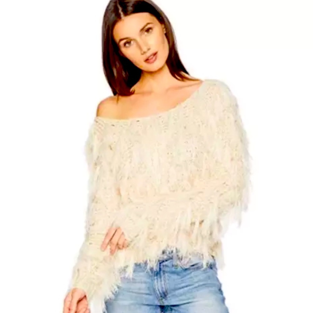 Romeo & Juliet Couture Eyelash Sweater NWT